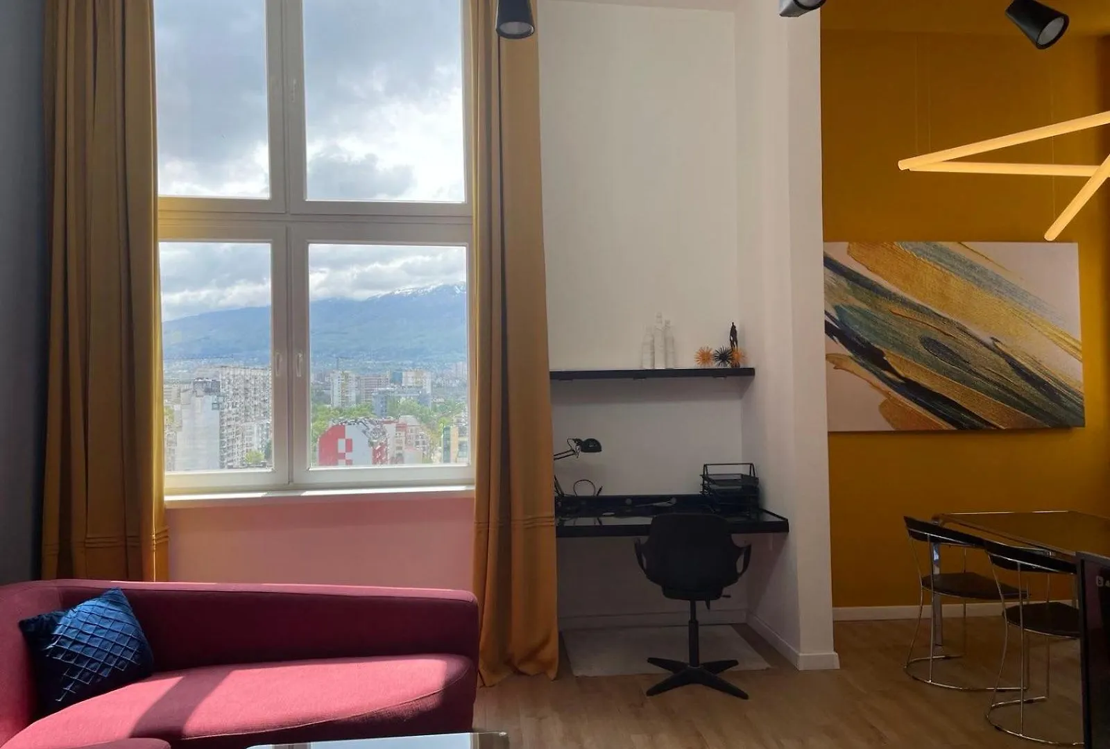 דירה סופיה Rooftop City Loft